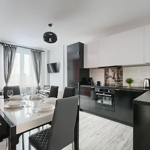 Apartment Oomph Premium, Warsaw